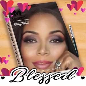 Meet your Posher, Michele